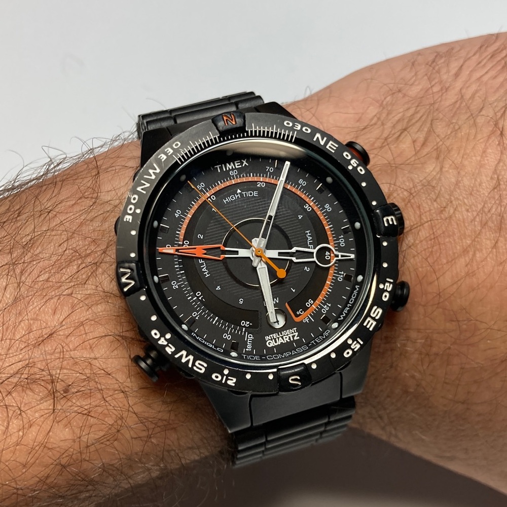 Timex 1854 T49709 EXPEDITION E-TIDE black watch orange accent, stainless